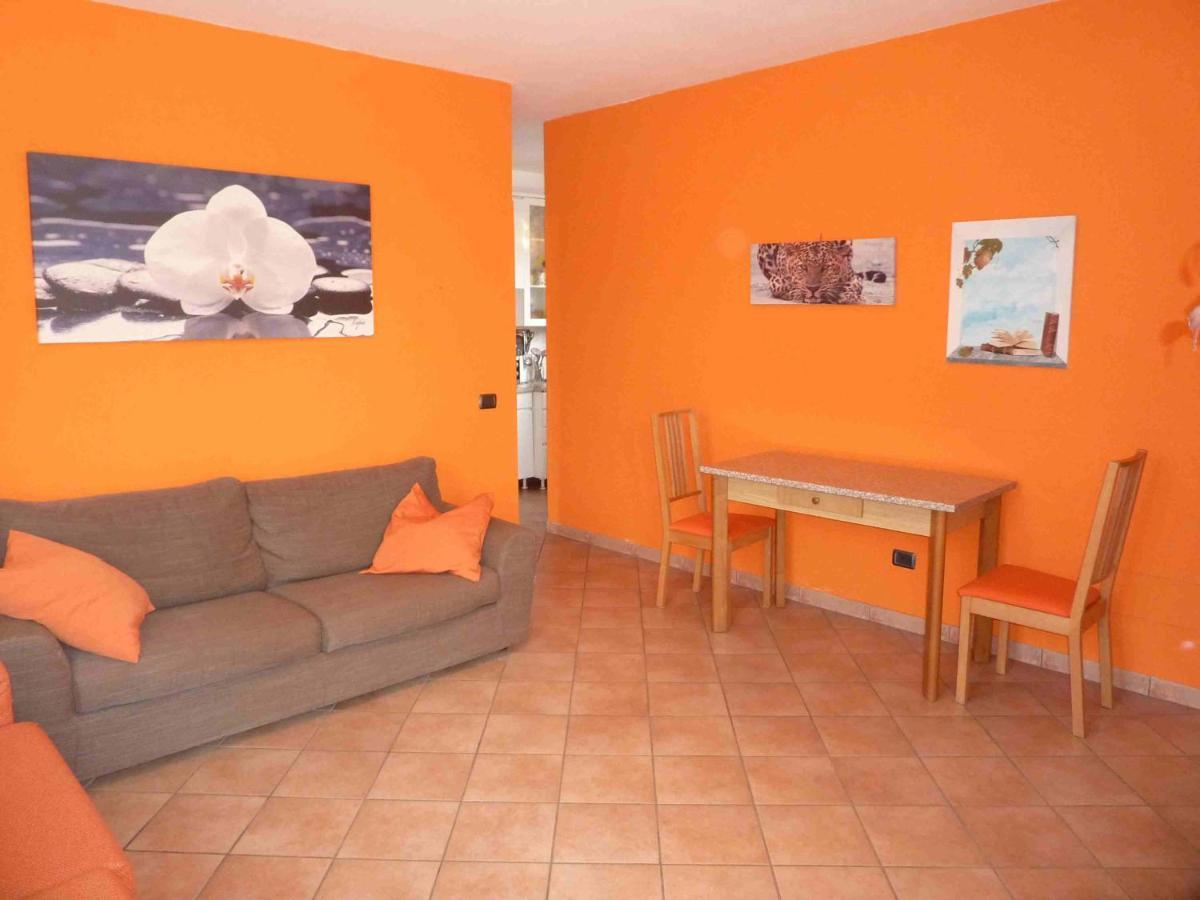 Casa Malandrino Vila Porto Valtravaglia Exterior foto